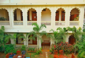 Banana Hostel Pushkar